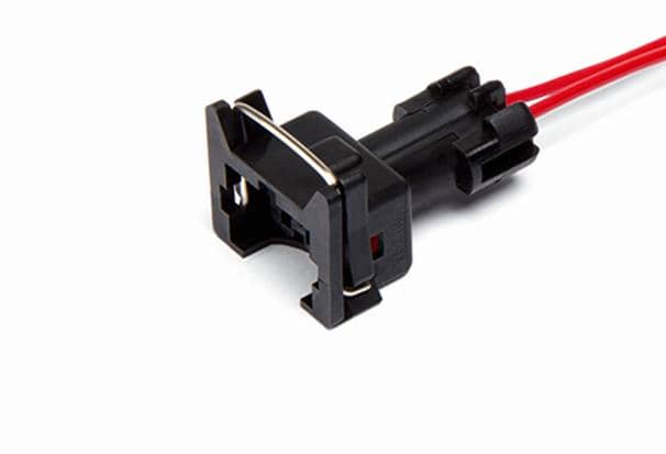 AX310 Разъем 2821891 (2pin) 2 контакта к форсунке для Lada (ВАЗ); к датчику охлаждающей жидкости для GAZ; к датчику детонации, звуковому сигналу для Geely; к катушке зажигания для Chery, Geely; к форсунке для Dacia, Lada (ВАЗ), Renault; к датчику детонации
