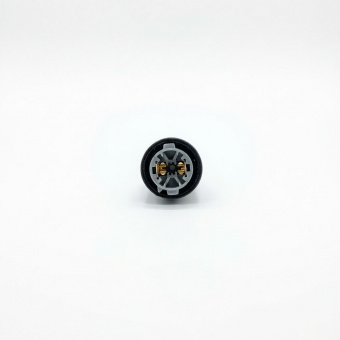 AX76012_3